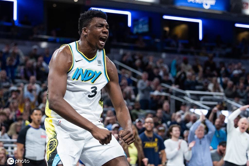 生涯第九季!托马斯-布莱恩特一年合同加盟骑士